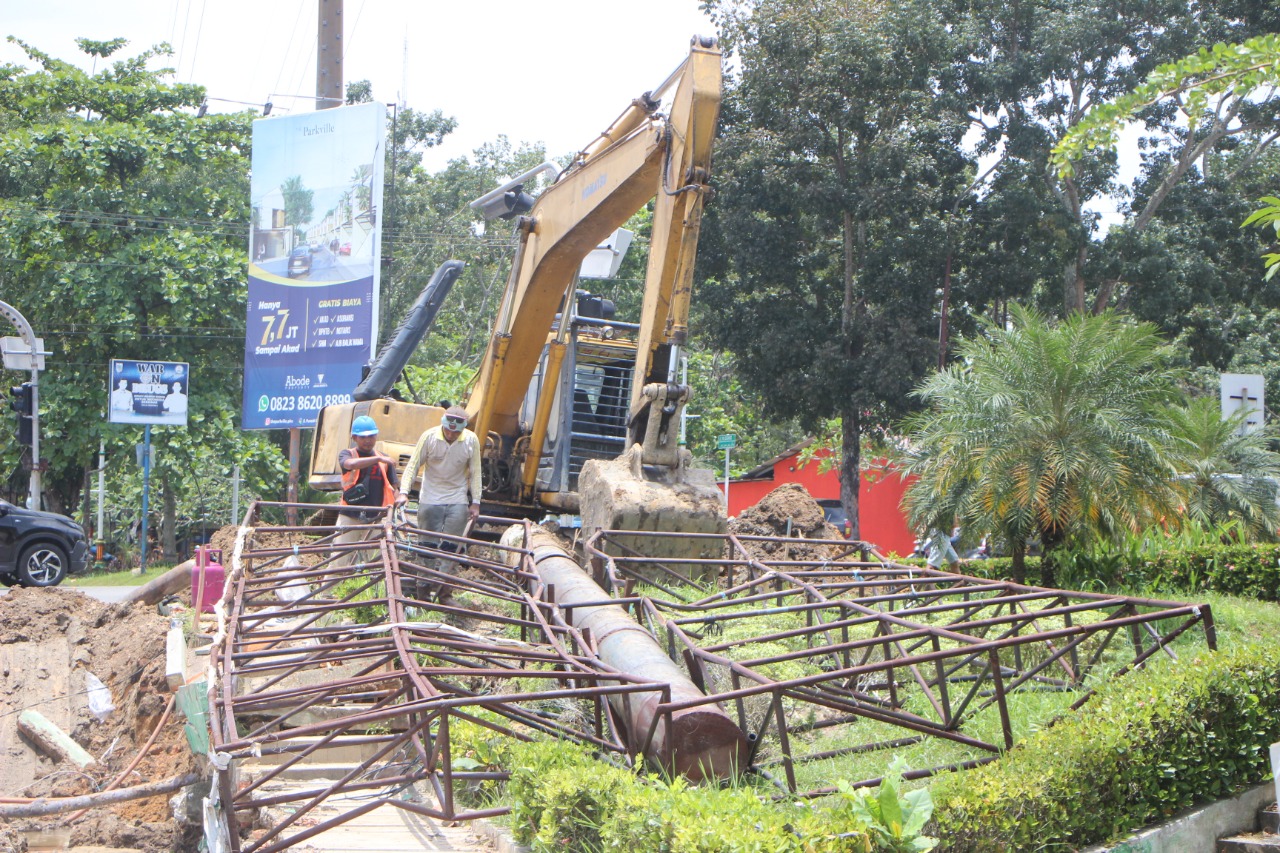Siap-siap, Januari 2023 Tiang Reklame Ilegal Jadi Sasaran Penertiban Pemko Pekanbaru