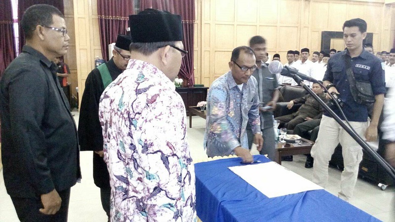 Wakil walikota Langsa Resmi Melantik Tuha Peut