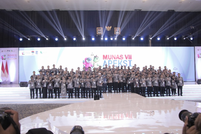 Wako Pekanbaru Ikuti Munas VII Apeksi Tahun 2025 di Surabaya