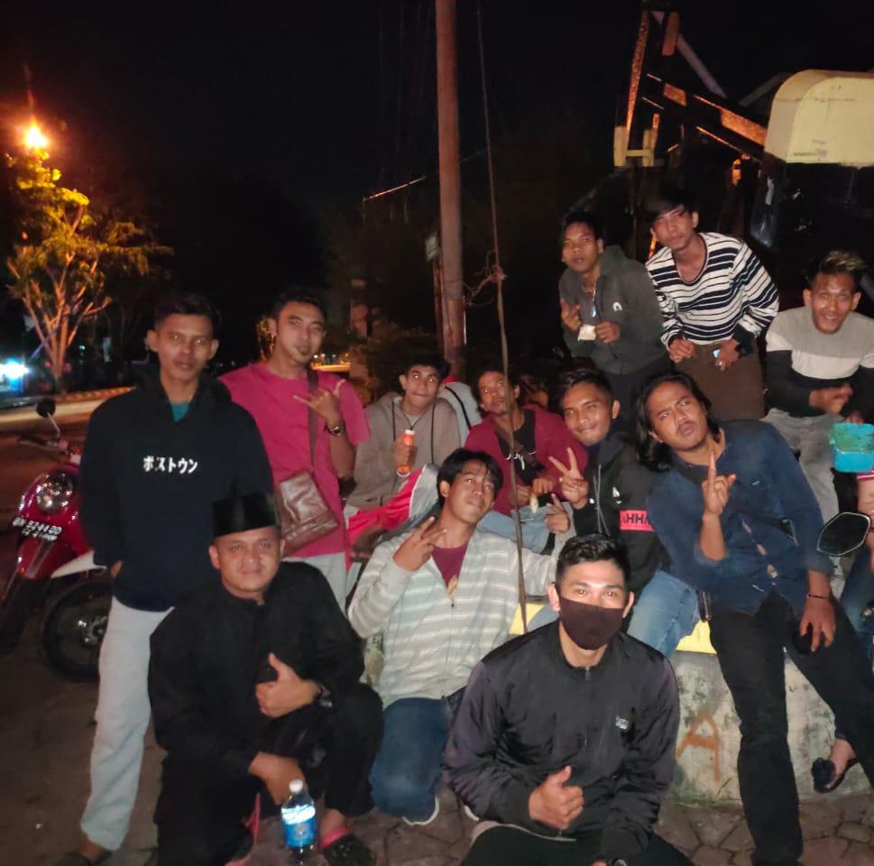 Jejak Tengah Malam Bengkalis Manfaatkan YouTube di Tengah Pesatnya Perkembangan Teknologi Informasi