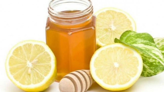 Cara Jadi 10 Tahun Lebih Muda dengan Lemon dan Madu