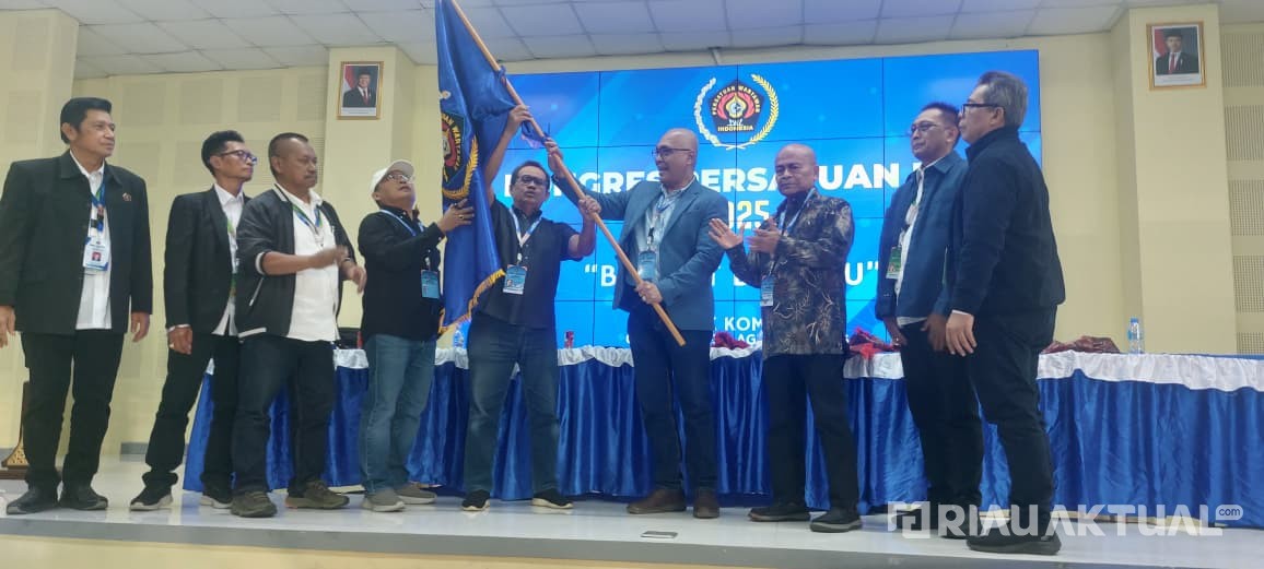 Akhmad Munir Resmi Jadi Ketua Umum PWI Pusat, Tiga Formatur Siap Susun Kepengurusan