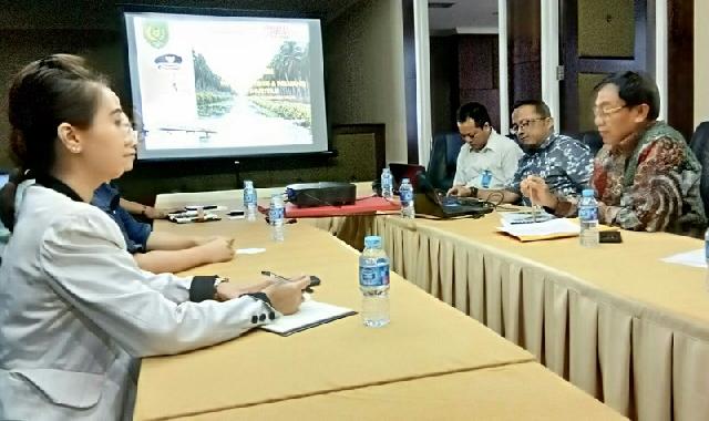 Difasilitasi CCPIT, Pemkab Inhil Lakukan Ekspose Potensi Kelapa Dihadapan Perwakilan Provinsi Hainan