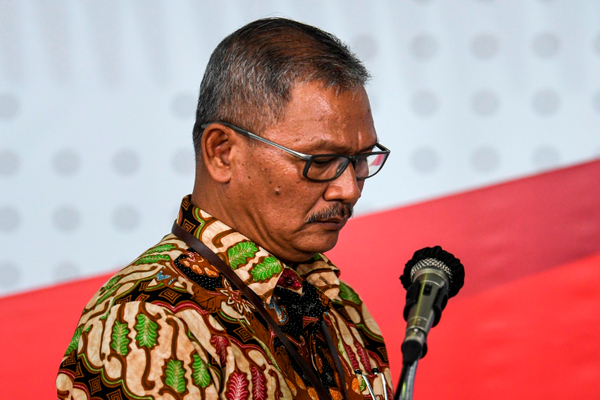 Update Corona di Indonesia: Positif 11.587 Orang, 1.954 Sembuh, dan 864 Meninggal Dunia