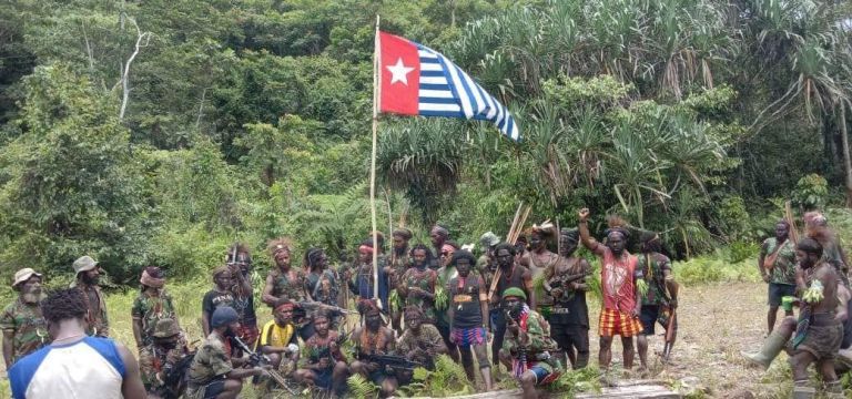 KKB Ngamuk Toni Tabuni Ditembak Mati, Sekolah Dibakar, Guru Dianiaya