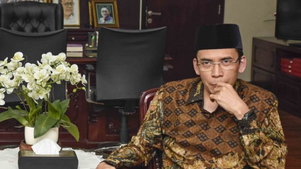 Terancam Sanksi Demokrat, TGB Ternyata Dicueki Jokowi