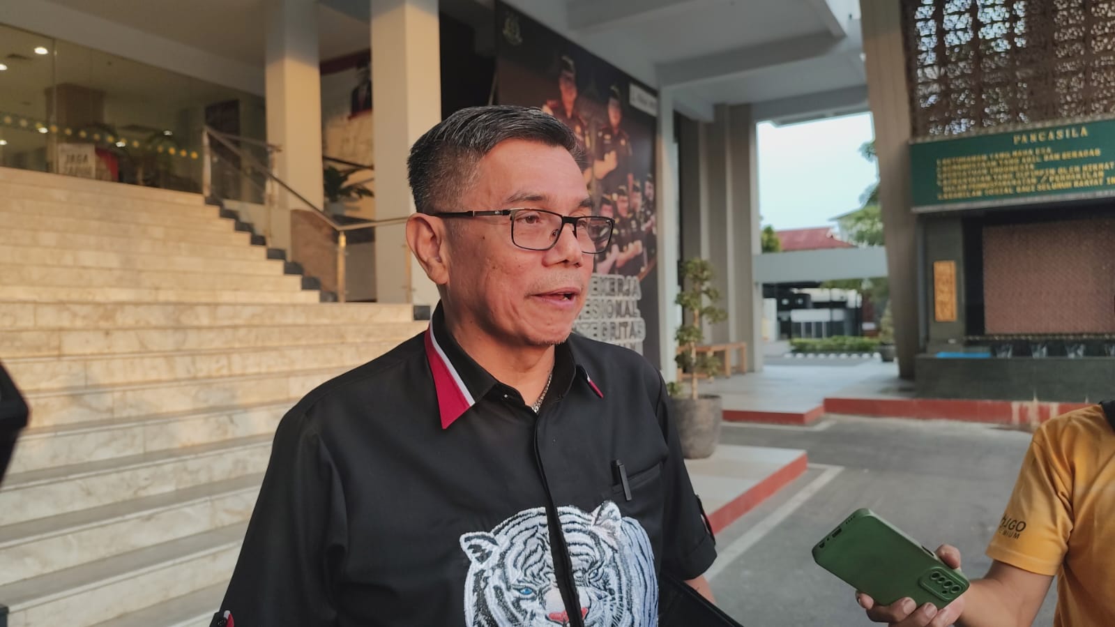 Komisi III DPR RI Laporkan Langsung Dugaan Korupsi di PT PHR ke Kejati Riau
