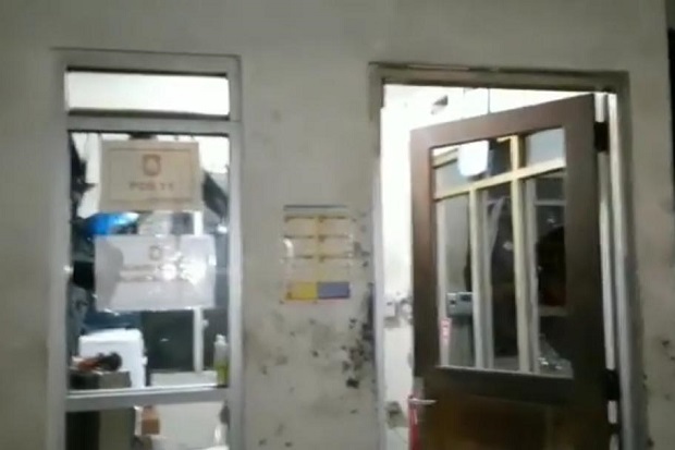 Penuturan Satpam Unisba saat Polisi Menyerbu Kampus