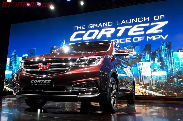 Daftar Harga Lengkap Wuling Cortez Saingan Innova