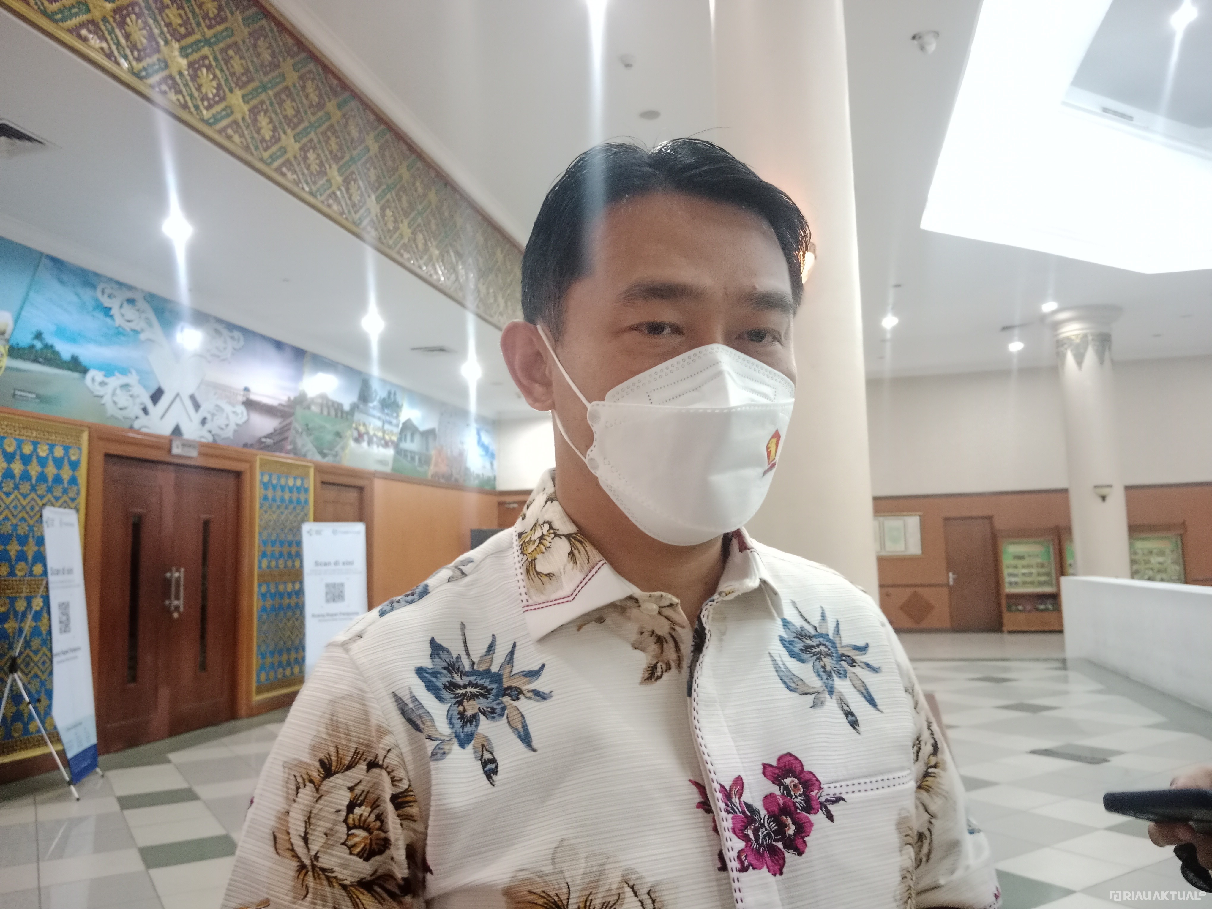 Polemik Sekwan Makin Panas, Pimpinan DPRD Riau : Gubernur Harus Carikan Solusi