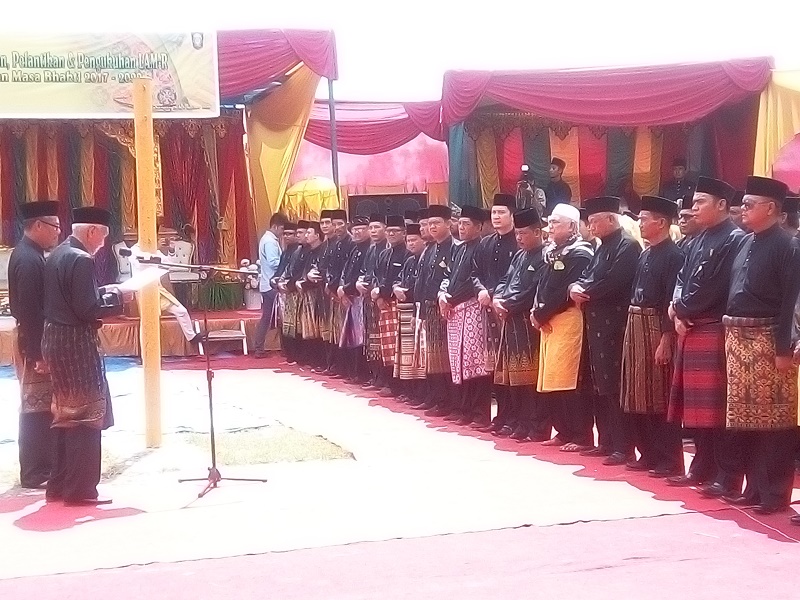 Hadiri Acara Syukuran LAMR Bathin Solapan, Bupati Bengkalis Sumbang 15 juta