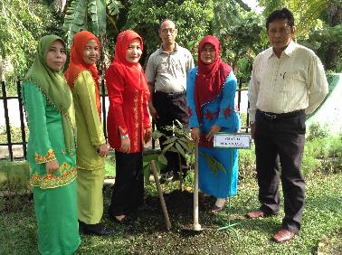 SMAN 4 Pekanbaru Bina Sekolah Peduli Lingkungan
