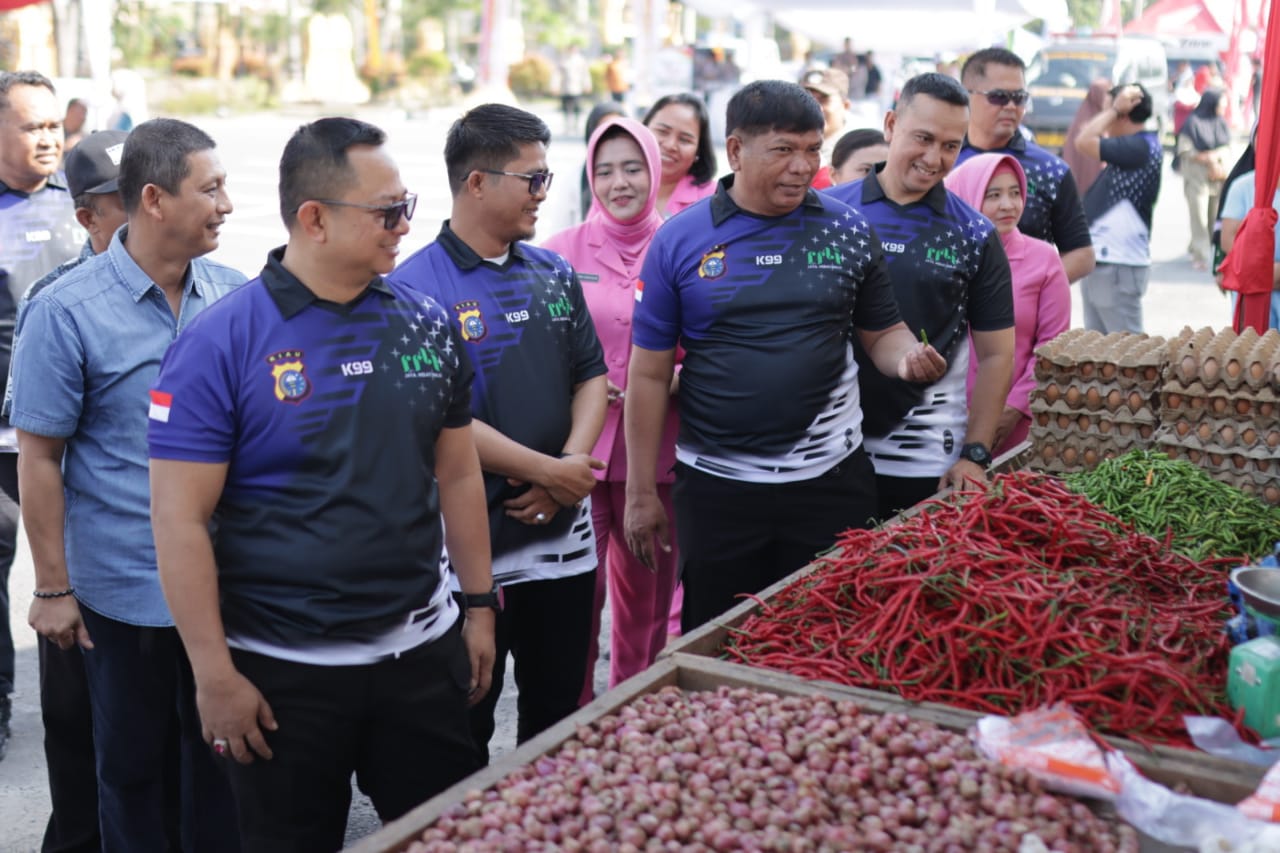 Kopdar Bonsai Polres Siak dan Bazar Pasar Murah Meriahkan Hari Pahlawan, Jadi Sarana Cooling System Wujudkan Pilkada Aman, Sejuk, dan Damai