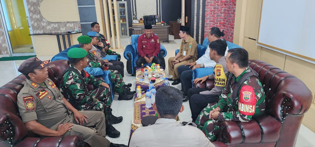 Camat Rupat Apresiasi Patroli Sinergitas untuk Menjaga Kamtibmas Jelang Pilkada 2024