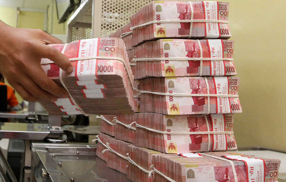 Rupiah Siang Ini Menguat