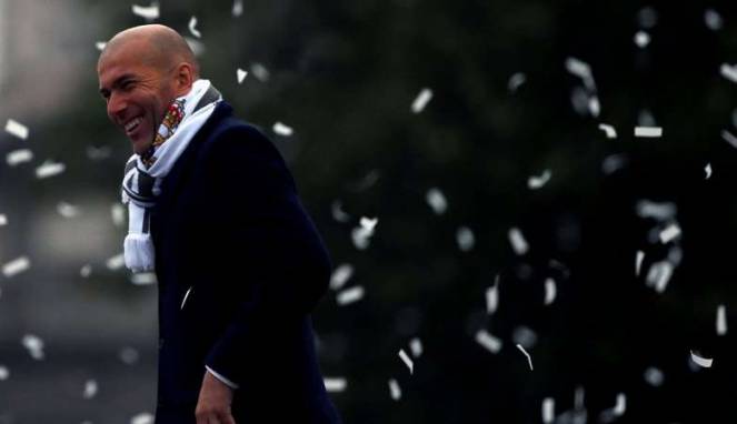 Zidane Sang Penakluk Virus FIFA