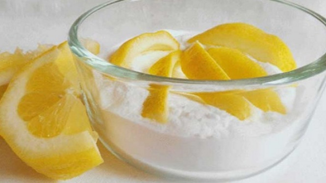 Hilangkan Asam Urat dengan Campuran Baking Soda dan Lemon