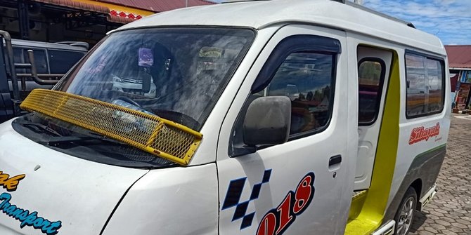 Mau Coba Perkosa Penumpang, Sopir Angkot di Kabanjahe Babak Belur Dihajar Warga