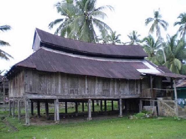 Kadisbud Riau: Benahi Situs 'Rumah Godang' Kuansing