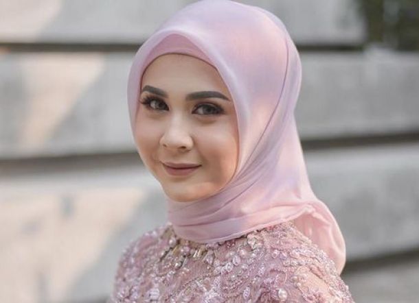 Cerita Kesha Ratuliu Lehernya Diinjak dan Diludahi Mantan Pacar