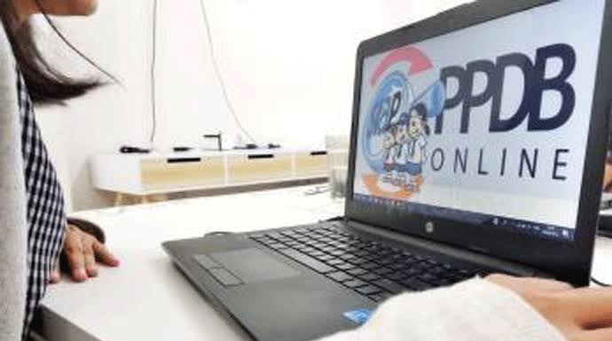 PPDB SMP Negeri di Pekanbaru Dimulai, Orangtua Kesulitan Daftar Online Diimbau Datangi Sekolah