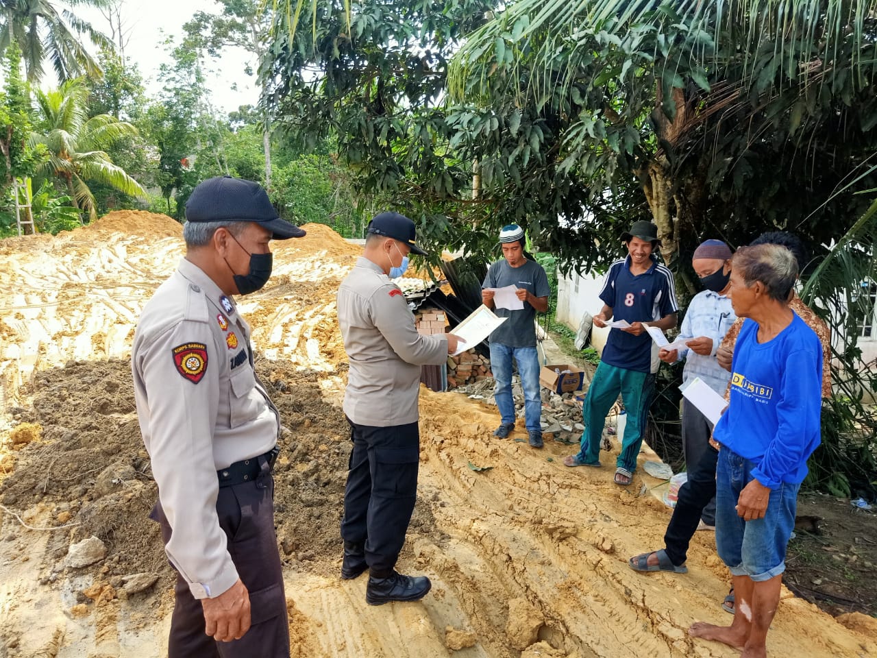 Polsek Bunut dan TNI Patroli Karhutla Bersama