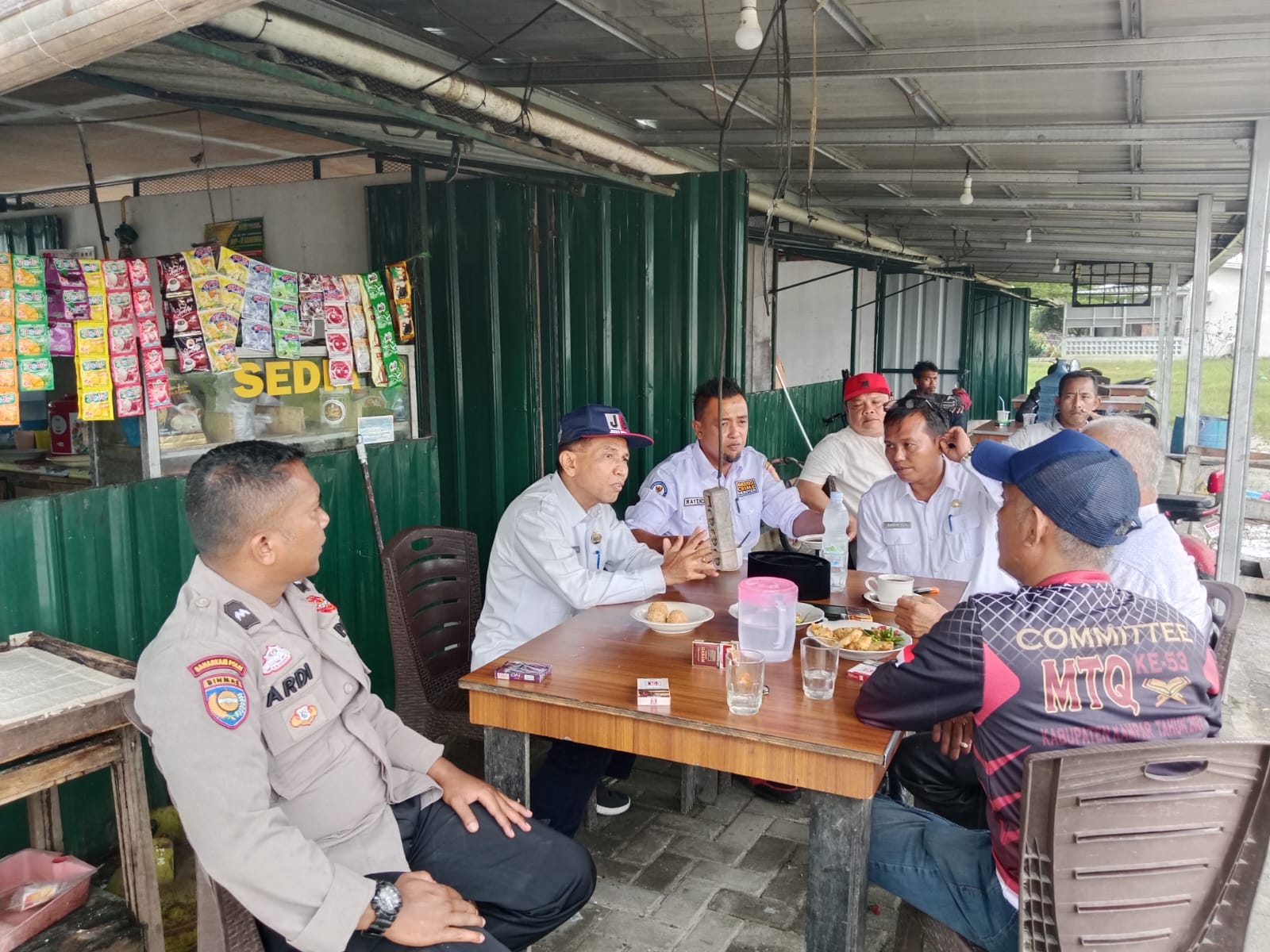 Imbauan Pemilu Damai, Bripka Ismail Ingatkan Warga Lubuk Sakat Tidak Terprovokasi oleh Isu Hoaks