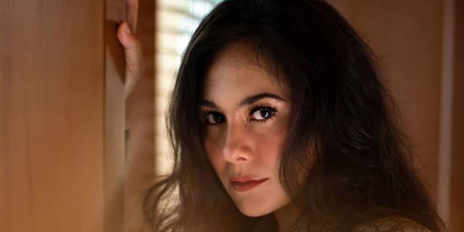 Wah! Makin Langsing Setelah Rajin Bersepeda, Penampilan Wulan Guritno Bikin Salfok