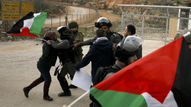 Bentrok Lagi dengan Tentara Israel, 3 Warga Palestina Tewas