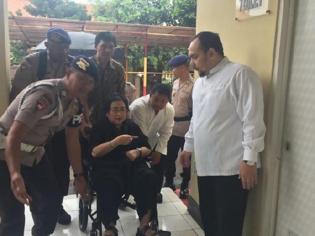 Rachmawati di Kursi Roda dan Sudah Tua, Gimana Mau Makar?