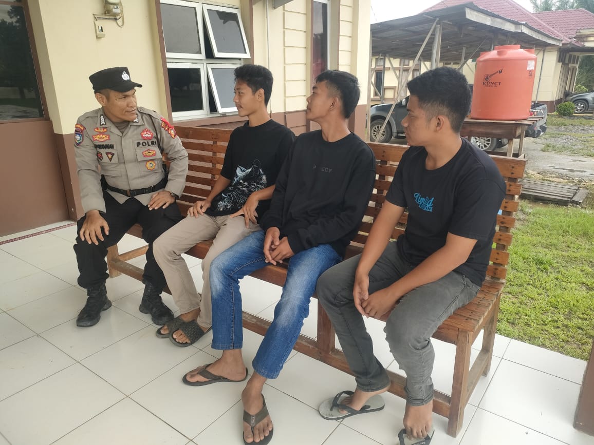 Hindari Ujaran Kebencian Jelang Pilkada Kabupaten Rokan Hilir, Polsek Rimba Melintang Gelar Sosialisasi Cooling System