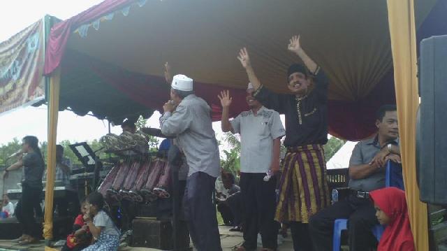 Kampanye Perdana Calon Kepala Desa Suharno, Berlangsung Meriah