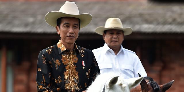 Manuver Jokowi Redam Demo Besar-besaran 4 November