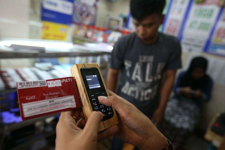 Pendapatan Telkomsel Menurun Karena Registrasi Kartu Prabayar