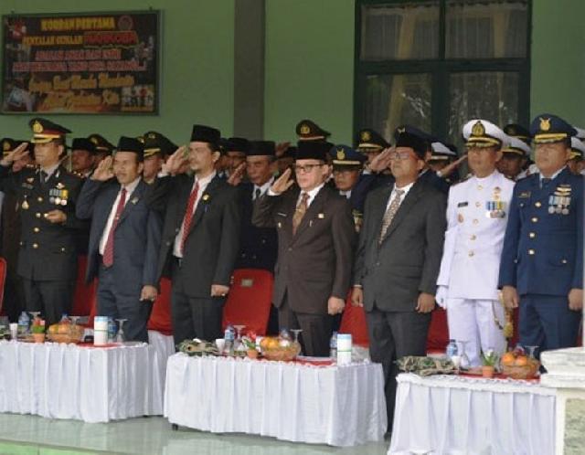 Dandim 0320 Dumai Pimpin HUT TNI ke 71
