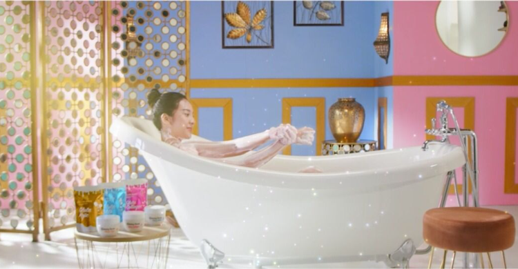 Mandinya Lama, Anya Geraldine Ngapain Aja?