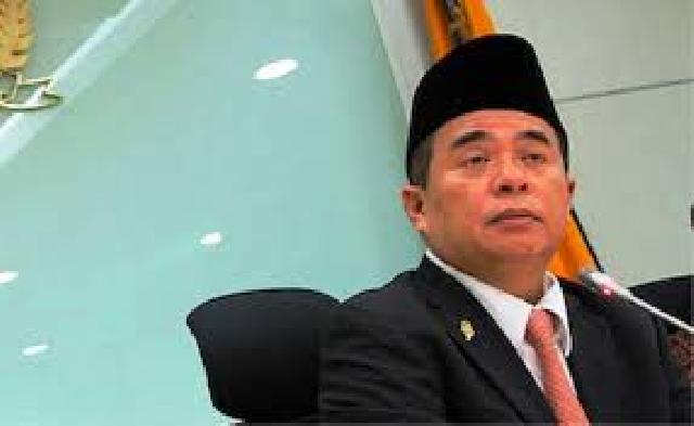 Akom ditawari menteri, Golkar serahkan ke Jokowi