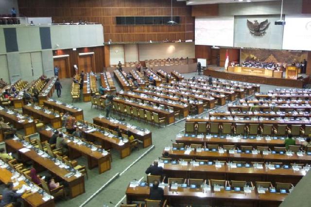Rapat Paripurna Hak Angket KPK Ricuh, Sejumlah Anggota DPR 'Walk Out'