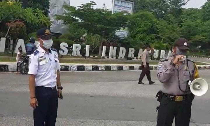 Masa New Normal, Yang Masuk Kecamatan Siak Diwajibkan Pakai Masker dan Helm