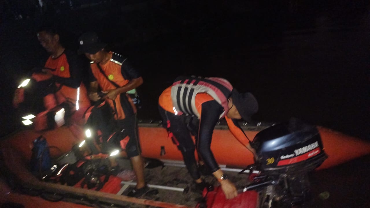 Remaja 17 Tahun Hanyut di Sungai Siak, Tim SAR Lakukan Pencarian Intensif