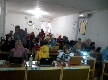 Pelatihan Accurate Perusahaan Dagang se Sumatera di SMK Bina Profesi Pekanbaru