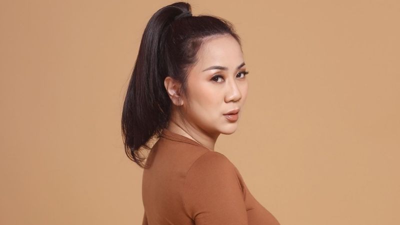 Pakai Dress, Tante Ernie: Badan Lagi Ngembang Kayak Bolu