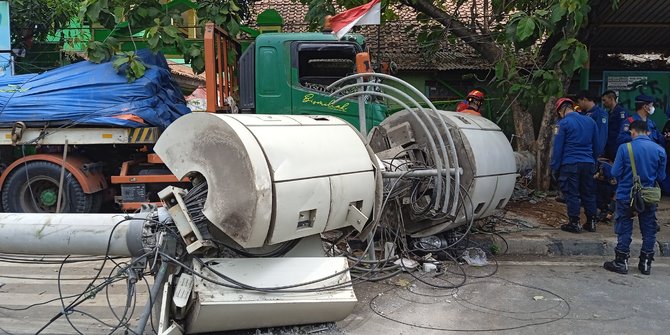 Ngeri, Kecelakaan Tronton di Sultan Agung Bekasi, 10 Orang Meninggal dan 20 Terluka