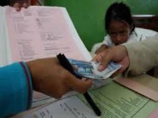 Tak Hanya Obat, Sarung Tangan dan Masker Dokter Ditanggung Pasien