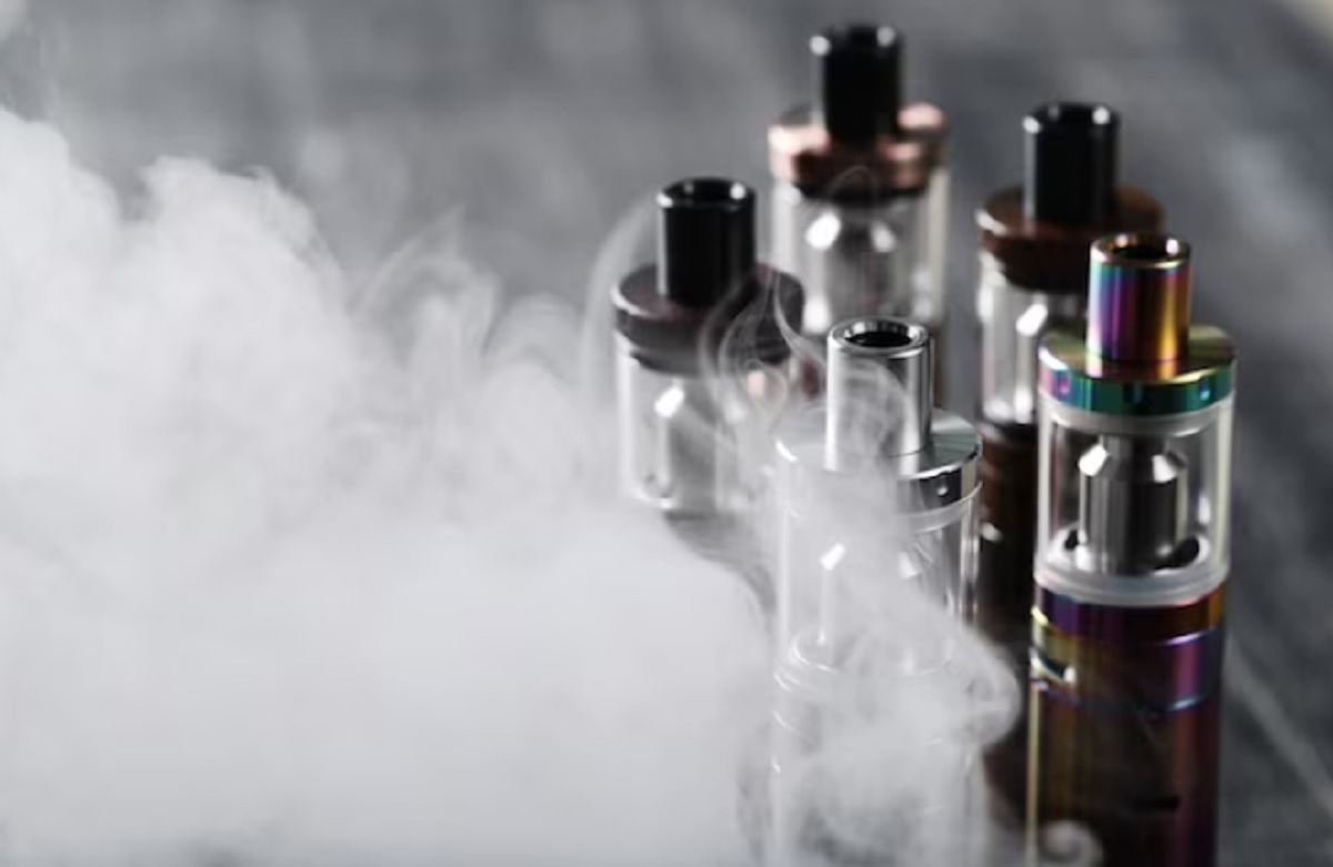 WHO Larang Seluruh Negara Gunakan Vape