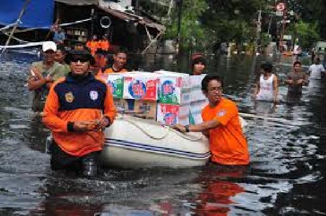 Bidan Desa dan Nakes Diinstruksikan Fokus di Daerah Saat Banjir