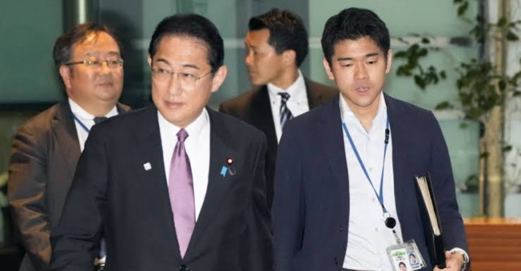 Gelar Pesta Di Kediaman Resmi PM Jepang, Putra Kishida Dipecat