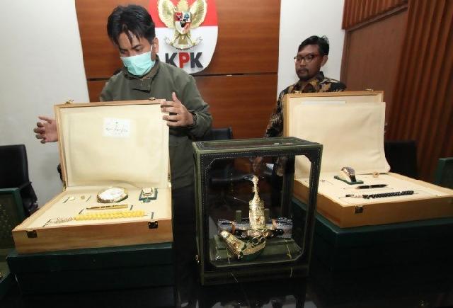 KPK beberkan gratifikasi hadiah dari Raja Salman