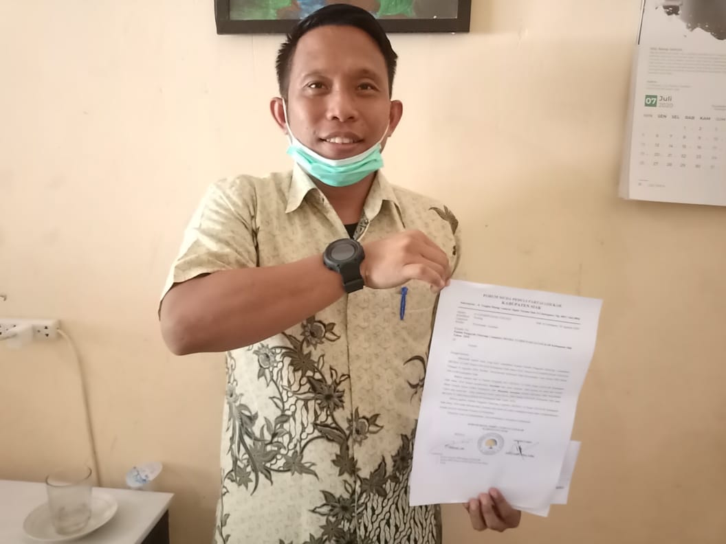 Lantaran Tidak Terbuka Soal Data Penetapan Ketua DPD II Golkar Siak Indra Gunawan, FMPPG Surati KI Riau