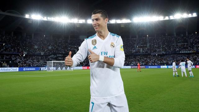 Hebat ! Ronaldo Antar Real Madrid Pertahankan Trofi Piala Dunia Antarklub